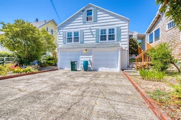 New listing Oceanfront home with private beach access amazing views and Ping Pong