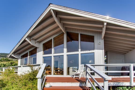 Dog Friendly house with ocean view private hot tub wall of windows