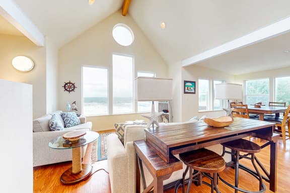 Dog friendly home with beautiful ocean view game room and easy beach access